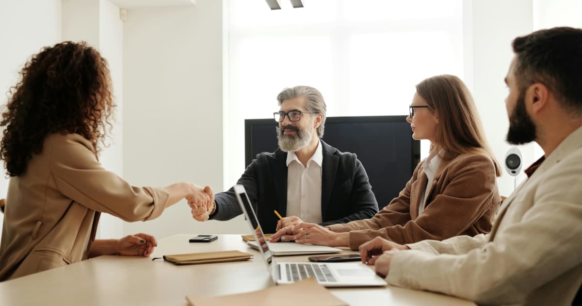 La Guía Salarial de ERP 2025 Revela Cambios en la Dinámica del Mercado y Tendencias de Contratación