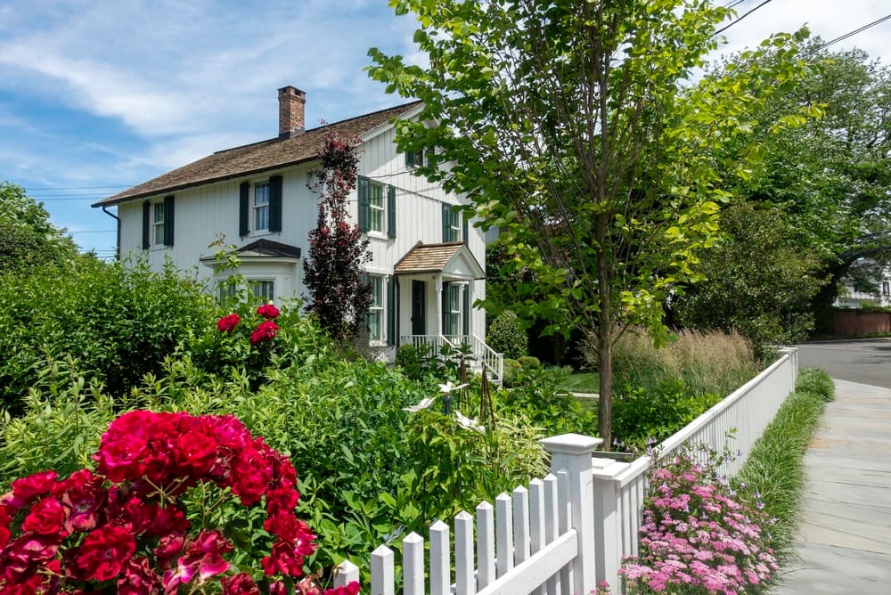 Agente de bienes raíces de Connecticut compara la venta de una casa con reservar un Airbnb y dice que el atractivo emocional acelera las ventas
