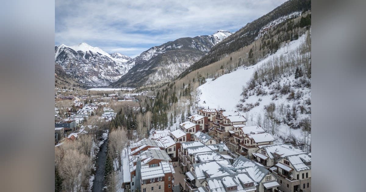 Ático en Telluride en Element 52 se lista por $8.1 millones, combinando acceso a esquí y vida con servicio completo