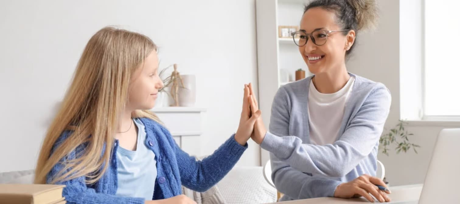 El aumento de costos impulsa la economía de trabajos secundarios en Canadá