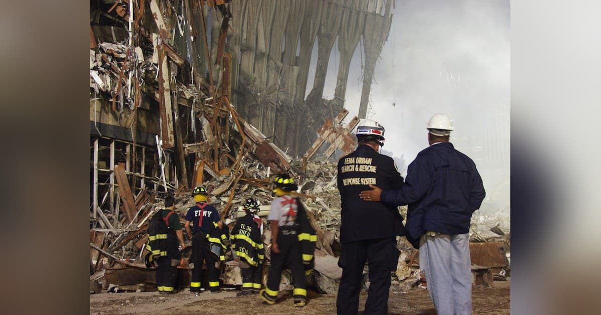 25 años después del 11-S, un llamado a reflexionar sobre el 'espejo' de la unidad y el servicio estadounidense