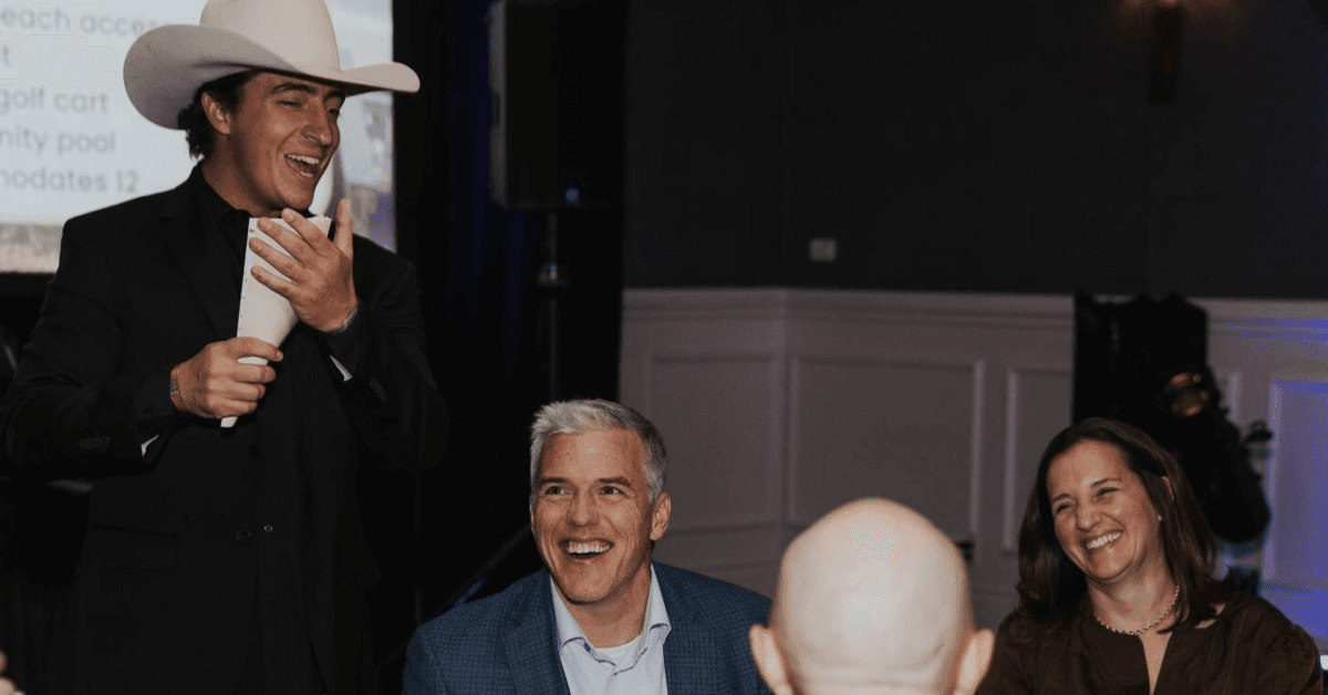 Side by Side Kids celebra su séptima Gala Corazón de León con el entrenador Mack Brown como orador principal