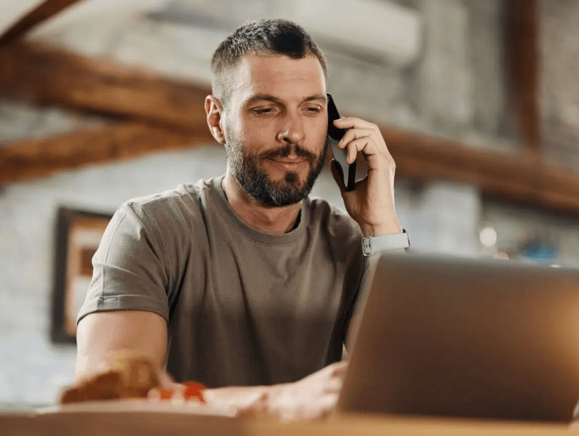 Liveops reemplaza la facturación por hora con externalización de CX basada en rendimiento