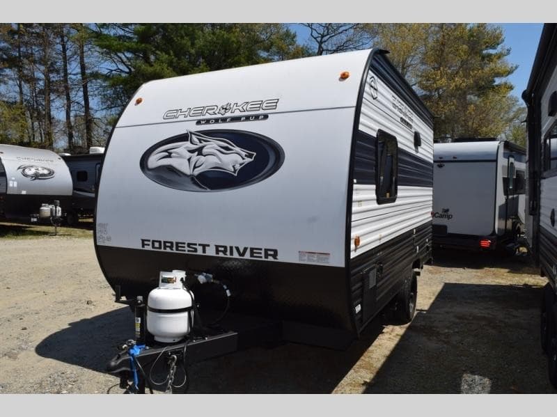 Pete's RV Center amplía su inventario de Wolf Pup en Vermont ante la creciente demanda de casas rodantes ligeras