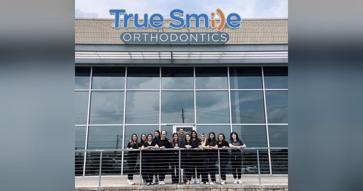 True Smile Orthodontics ofrece brackets para todas las edades y consultas gratuitas en Bixby, OK