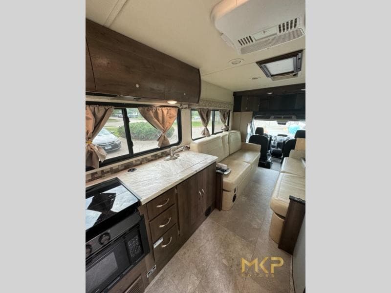 Lake Region RVs reporta actividad estacional constante de inventario en Ramsey