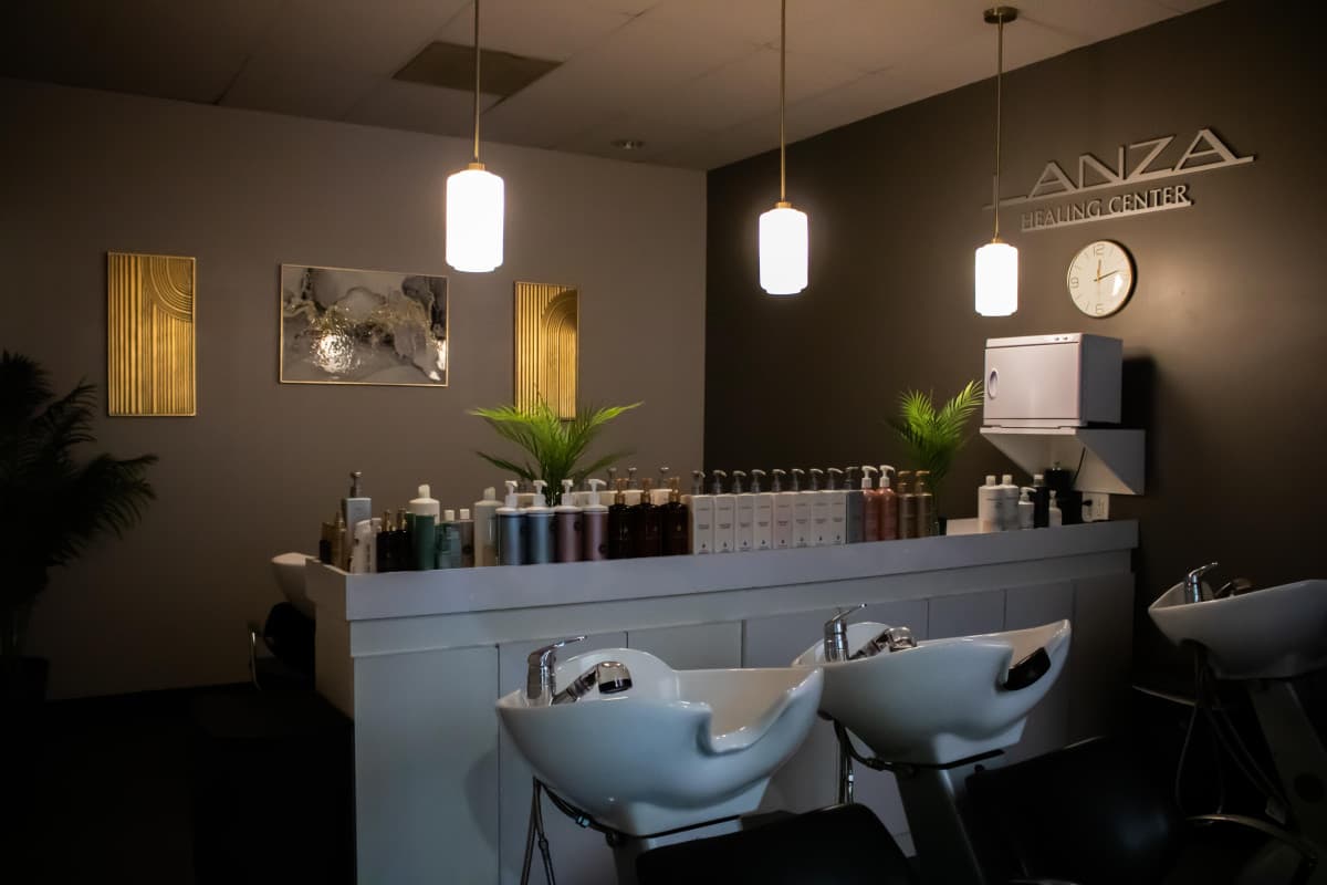Silver Palm Salon, Spa & MedSpa Inaugura una Nueva Era de Belleza y Bienestar en Littleton