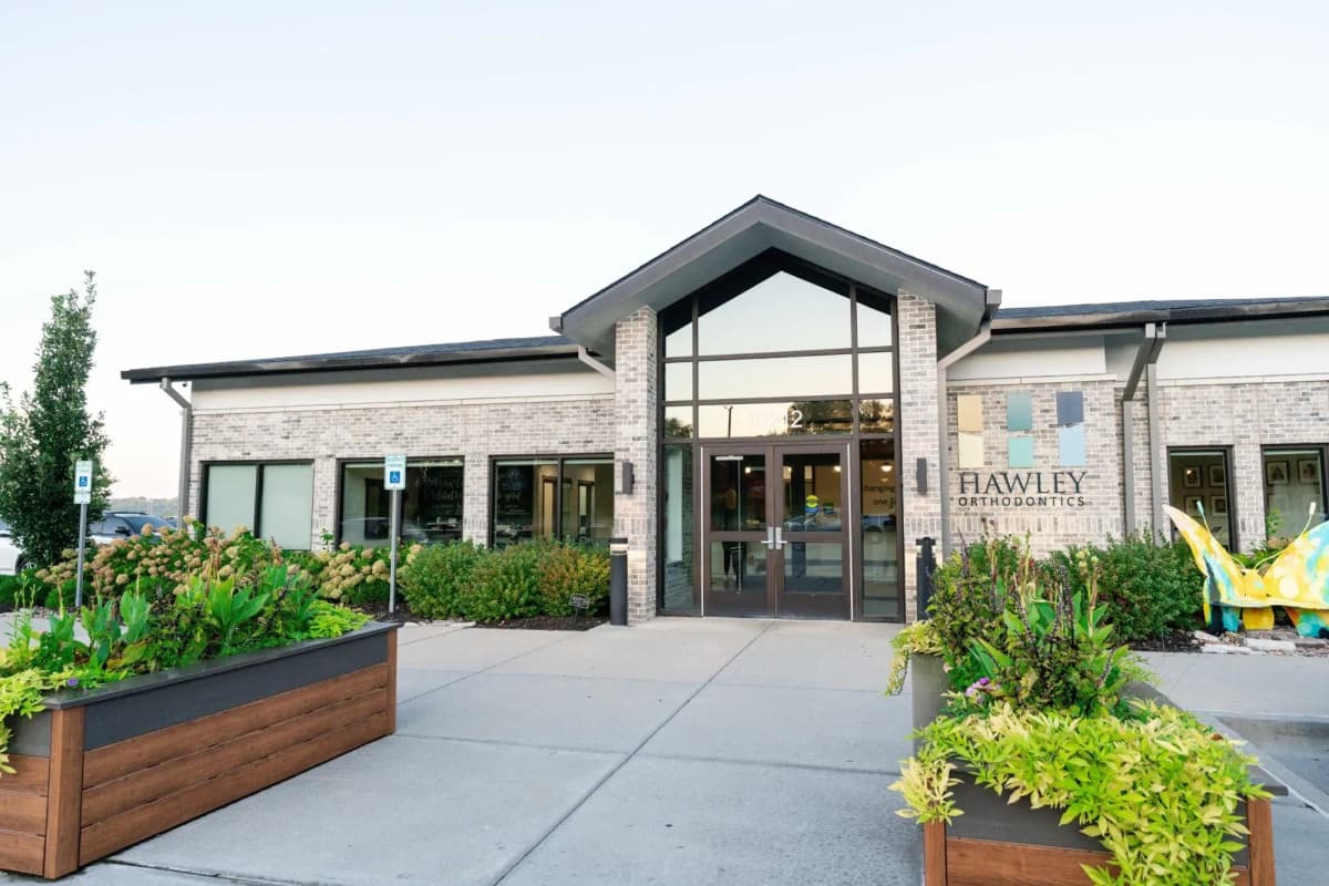 Hawley Orthodontics Amplía el Acceso a la Atención Ortodóntica Personalizada en Papillion