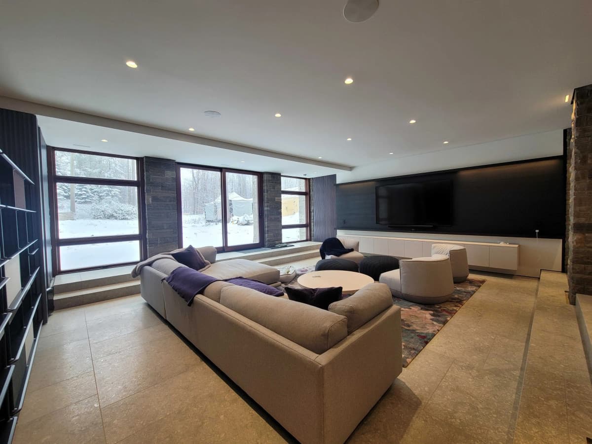 Summit Integration Avanza la Tecnología de Hogar Inteligente en la Región de Georgian Bay