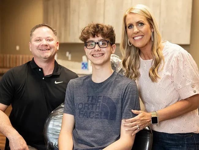 Rice Orthodontics Destaca la Atención Personalizada y la Tecnología en el Tratamiento con Invisalign