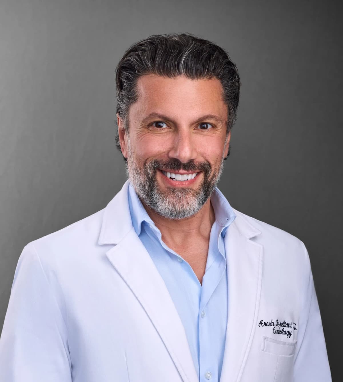 Nuevo libro aborda las brechas críticas en la concienciación y el tratamiento de la salud cardíaca de las mujeres