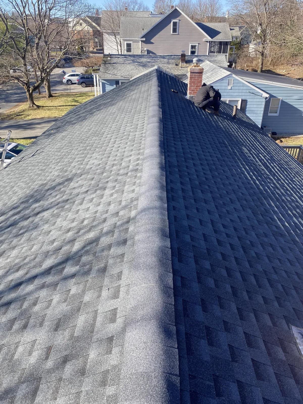 Merrimack Valley Roofing mantiene certificaciones GAF Master Elite y Carlisle EPDM tras 48 años en el negocio