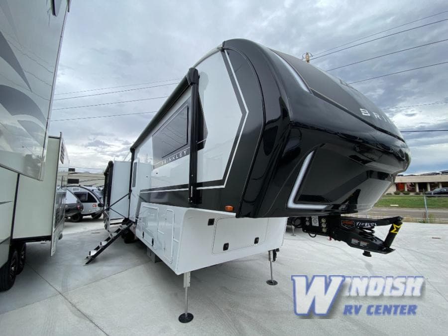 Windish RV Center Amplía el Acceso a Vehículos Recreativos en Colorado Mediante Inventario Multisede y Ofertas Especializadas