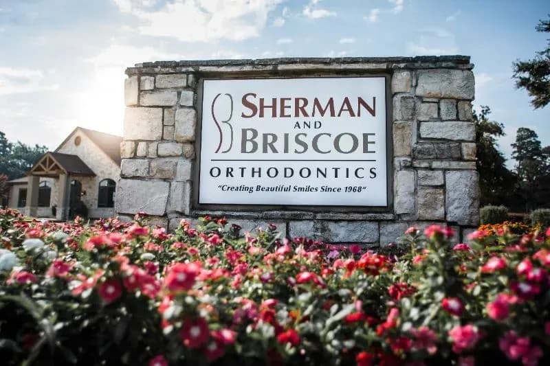 Sherman & Briscoe Orthodontics destaca la atención personalizada y los tratamientos avanzados en Longview