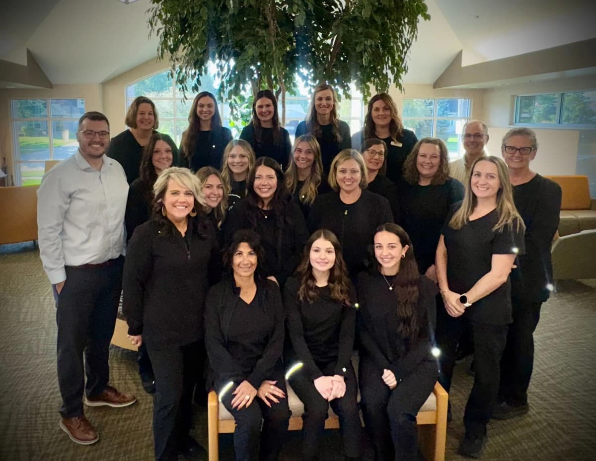 Vivid Orthodontics Avanza en la Corrección Discreta de Sonrisas con Invisalign en Appleton