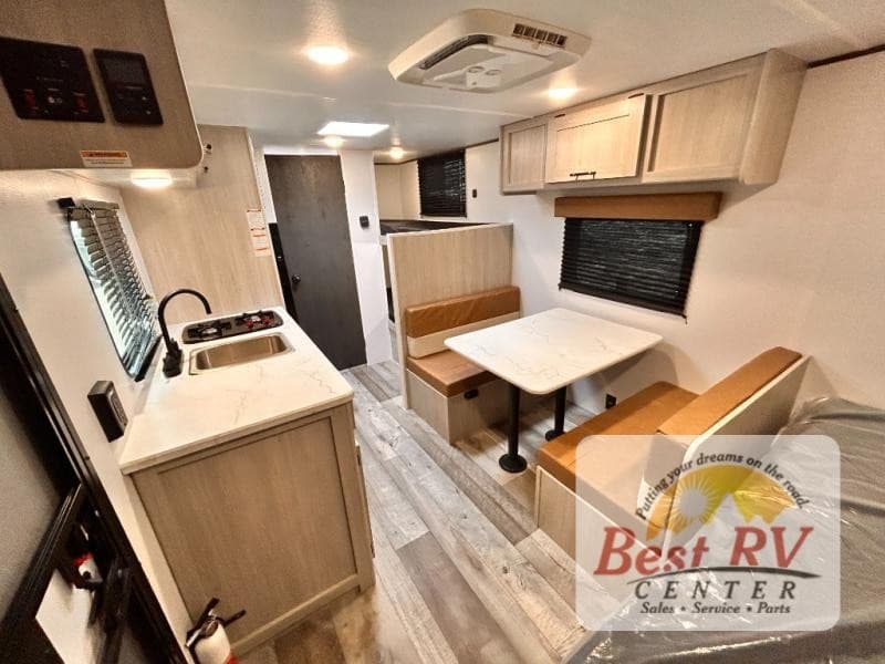 Best RV Center amplía su inventario en Turlock con remolques de campamento Kodiak