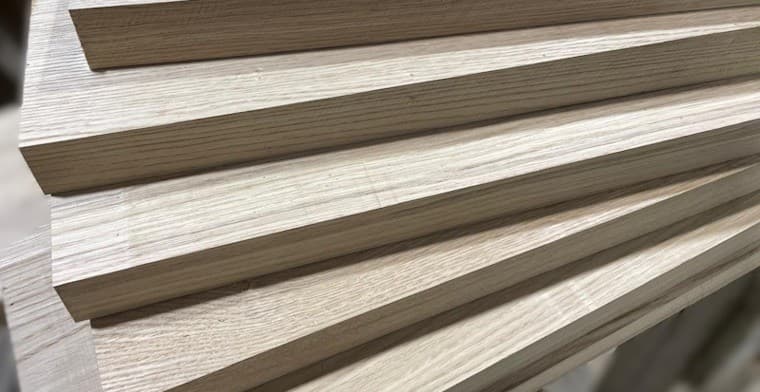 H&H Forestry insta a los compradores a inspeccionar personalmente las existencias de roble ante la temporada de construcción de verano