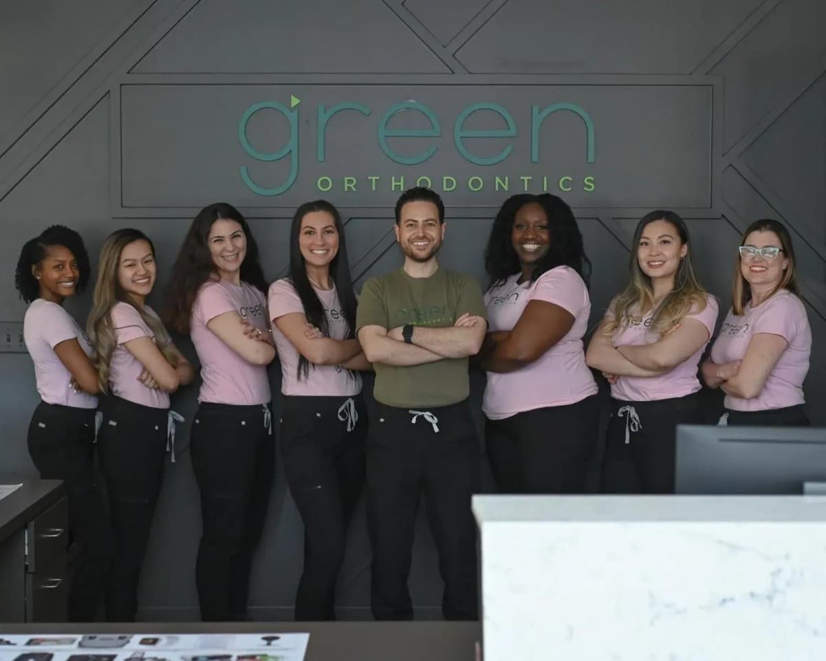 Green Orthodontics en Decatur, GA Prioriza la Atención de Emergencia y el Tratamiento de Ortodoncia Centrado en el Paciente