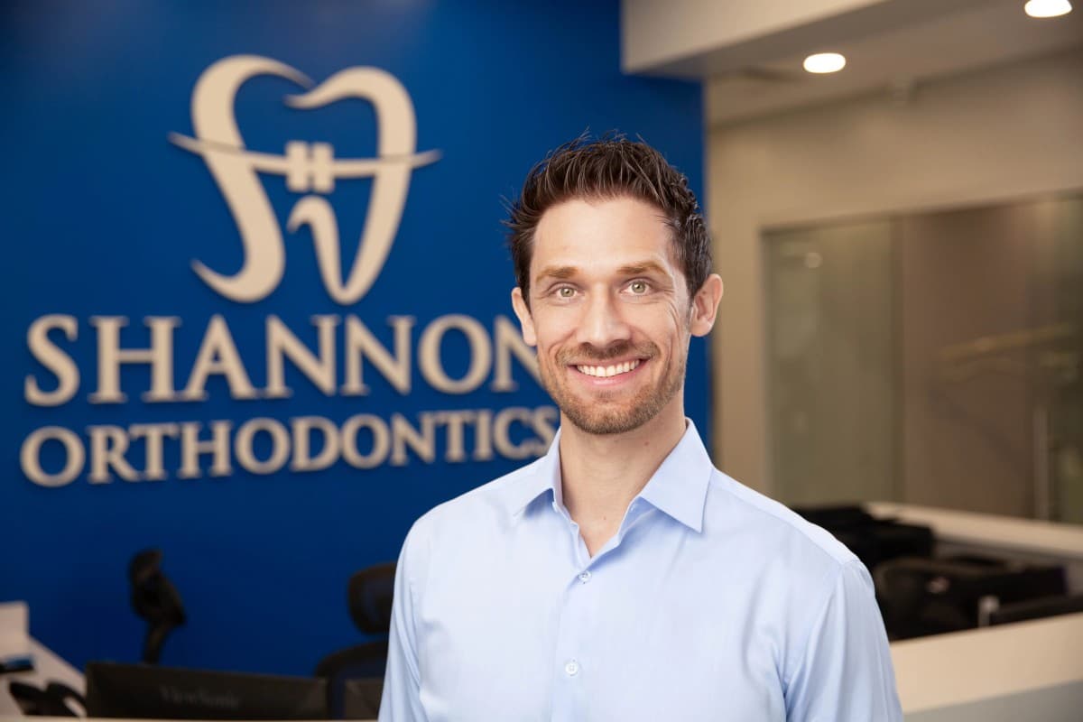 Shannon Orthodontics Amplía Servicios Bilingües en Dos Ubicaciones de Florida