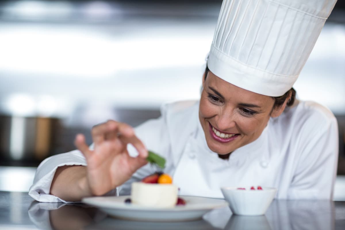 Instituto de Educación de Florida Destaca Talento Culinario con Eventos Comunitarios