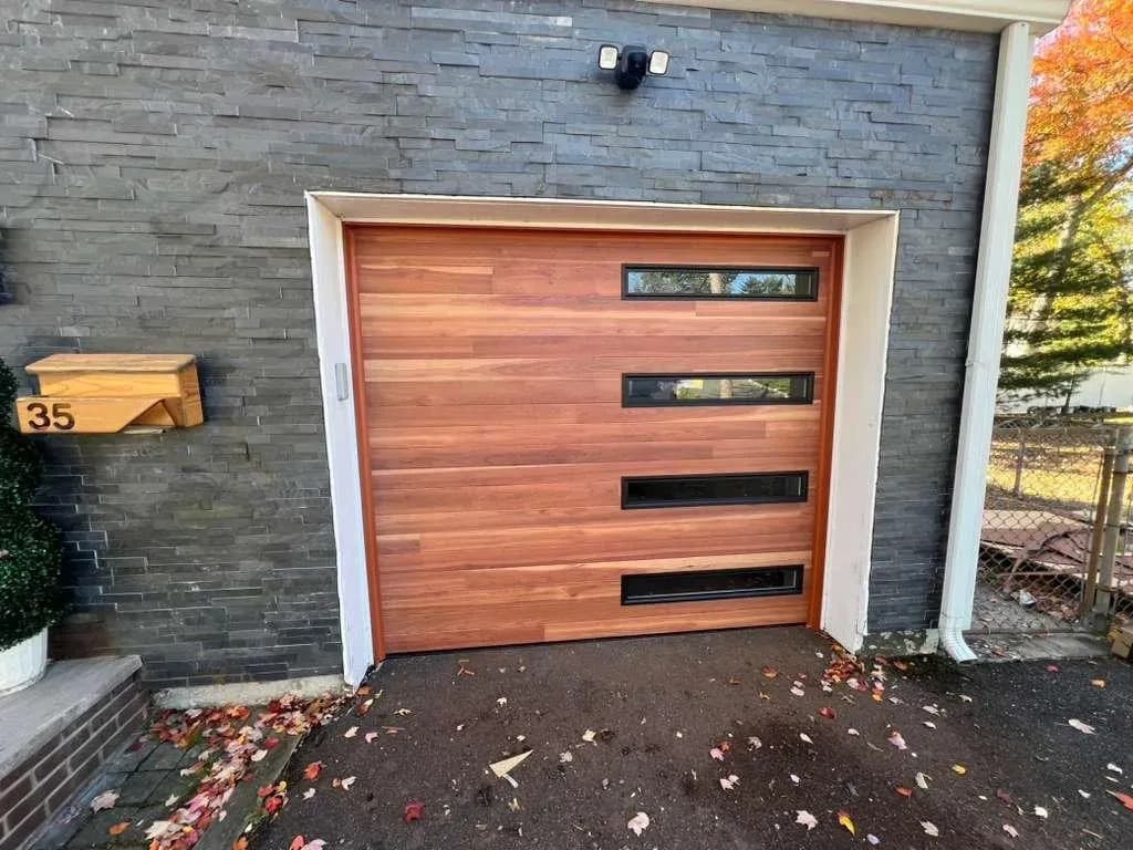 EZ2FIX se consolida como proveedor integral de servicios de puertas de garaje en Nueva Jersey