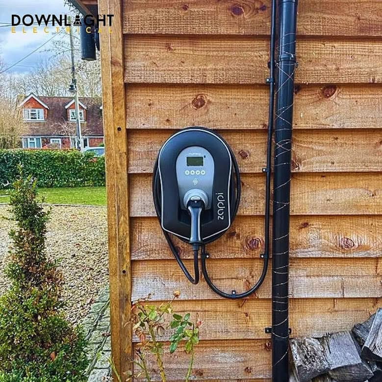 Downlight Electrical Ltd se posiciona como líder en instalaciones de carga para vehículos eléctricos en el sureste de Inglaterra