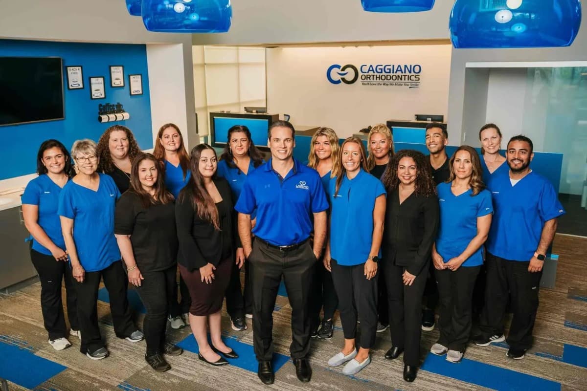 Caggiano Orthodontics mantiene el estatus Diamond Invisalign y amplía el tratamiento acelerado vPro en Parsippany