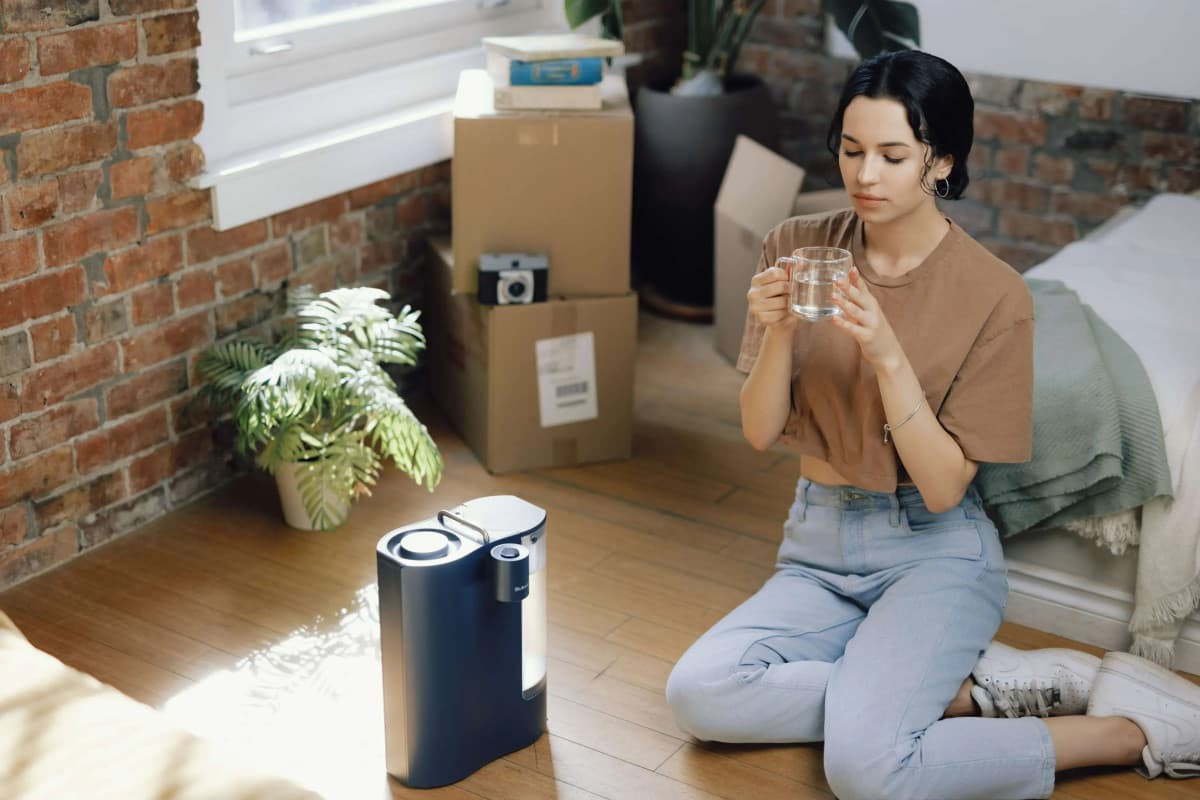 El sistema Bluevua de ósmosis inversa para encimera ofrece una solución compacta de filtración de agua para familias pequeñas