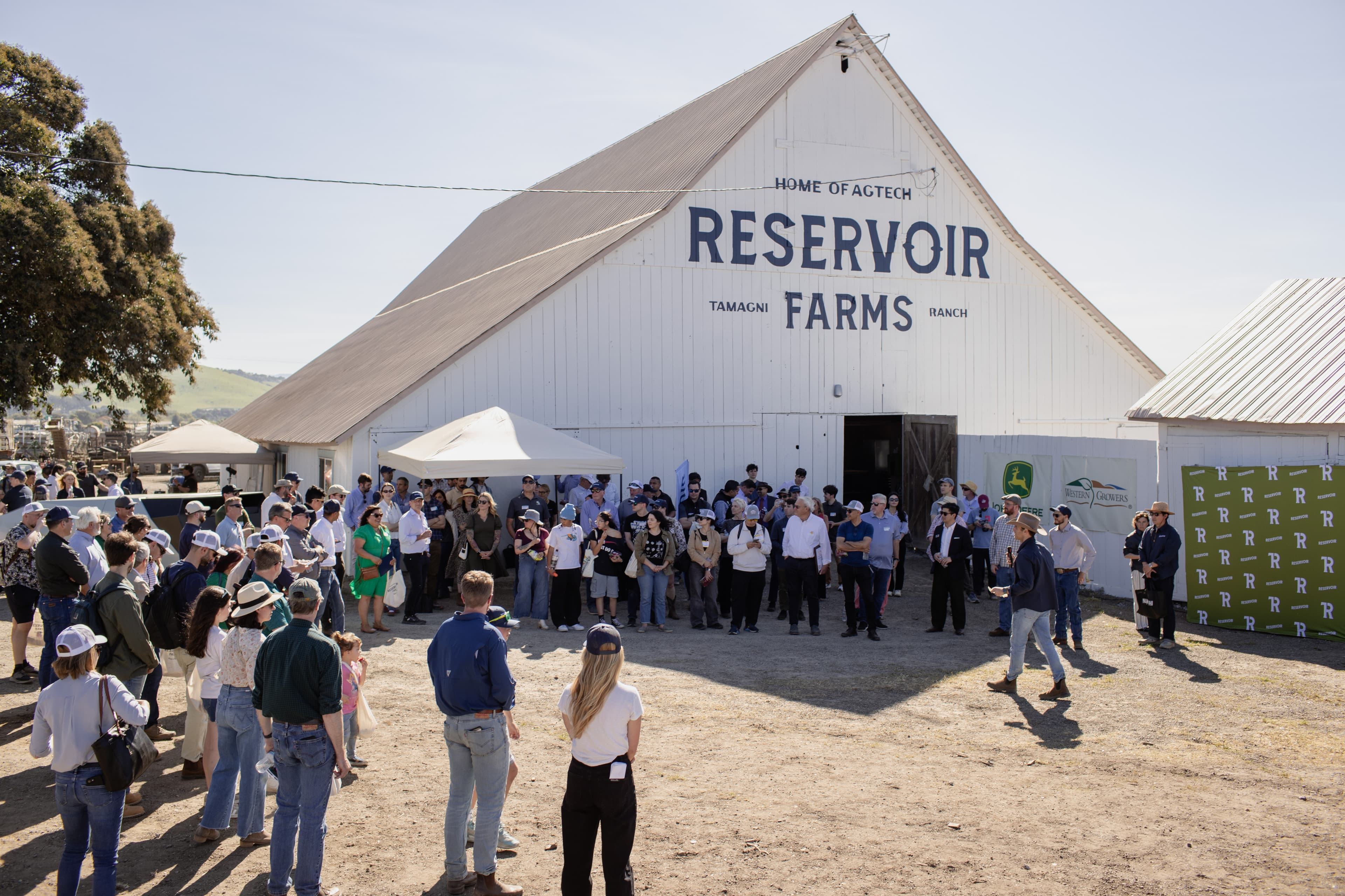 Reservoir inaugura su centro insignia de innovación AgTech en el Valle de Salinas