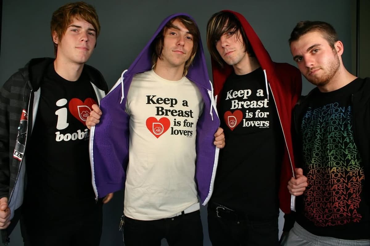 Keep A Breast Foundation celebra 25 años de impacto en la salud mamaria durante el Vans Warped Tour de Orlando