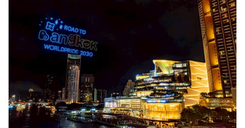 El histórico espectáculo de drones y fuegos artificiales del arcoíris de ICONSIAM refuerza la candidatura de Tailandia para albergar el World Pride 2030