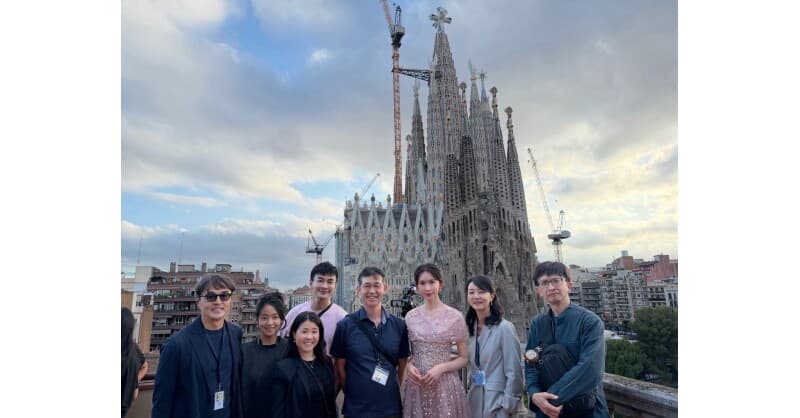 TVBS ofrece cobertura exclusiva en vivo de la inauguración de la Torre de Jesucristo de la Sagrada Familia