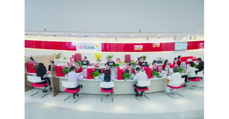 Las ganancias del primer semestre de HDBank aumentan un 31%, los activos superan el billón de VND