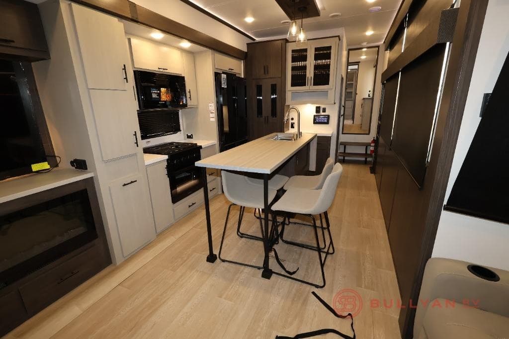 Bullyan RV amplía su inventario de casas rodantes y remolques en Duluth, MN