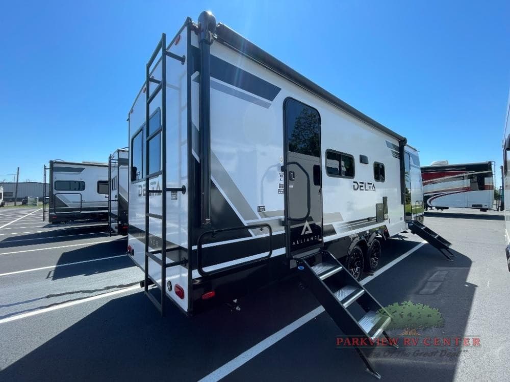 Parkview RV Center amplía su inventario de RV familiares y ventas de remolques de viaje en Smyrna con modelos 2025-2026